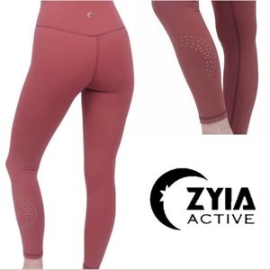 Zyia Active Red Pear Moon Brilliant Hi-Rise 7/8